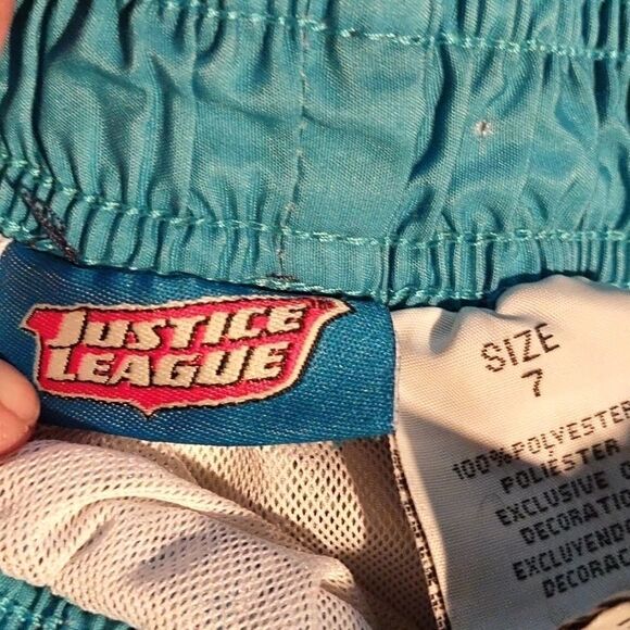 Justice League Boy's size 7 Swim Trunks - Picture 3 of 5